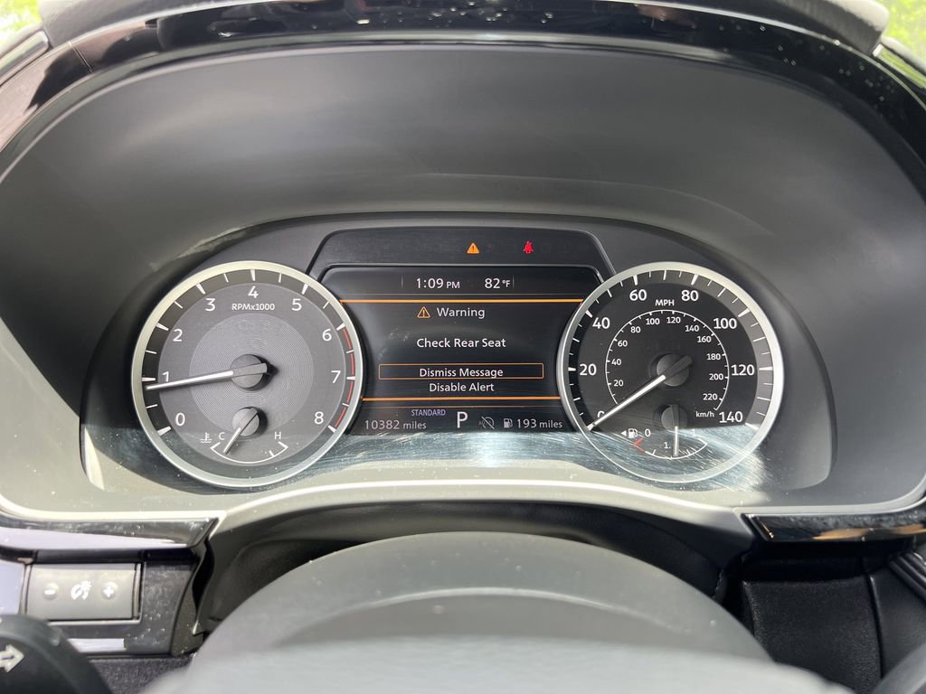 Used 2025 INFINITI QX60 Pure w/ Cargo Package FWD image 23