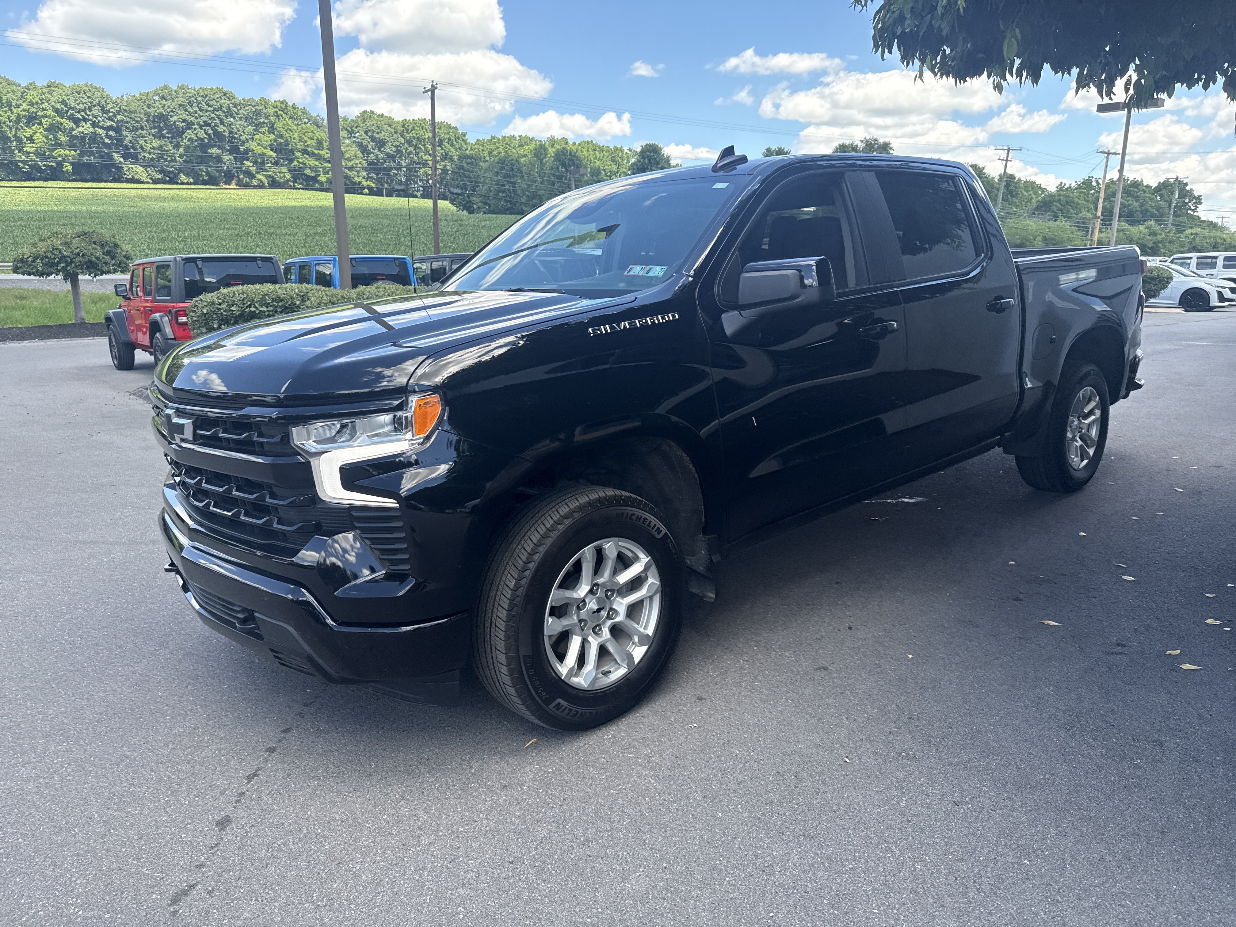 Used 2026 Chevrolet Silverado 1500 RST AWD/4WD image 8