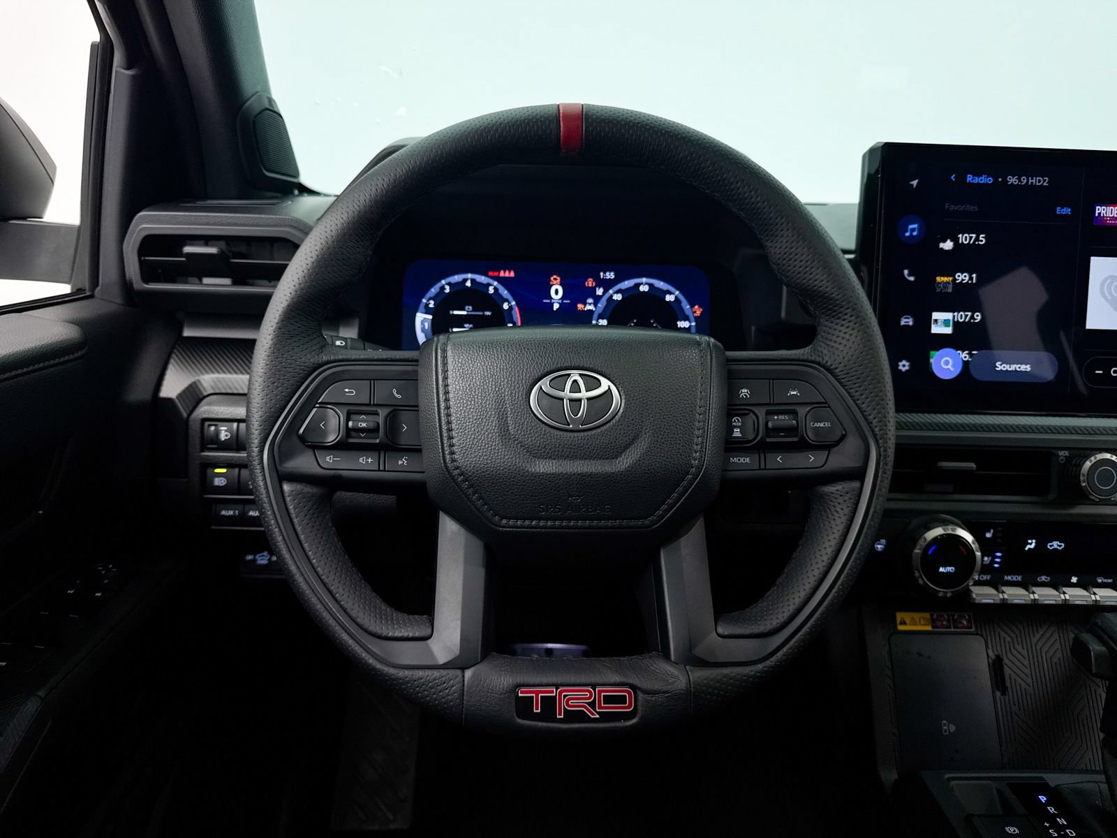 Used 2025 Toyota Tacoma TRD Pro AWD/4WD image 36