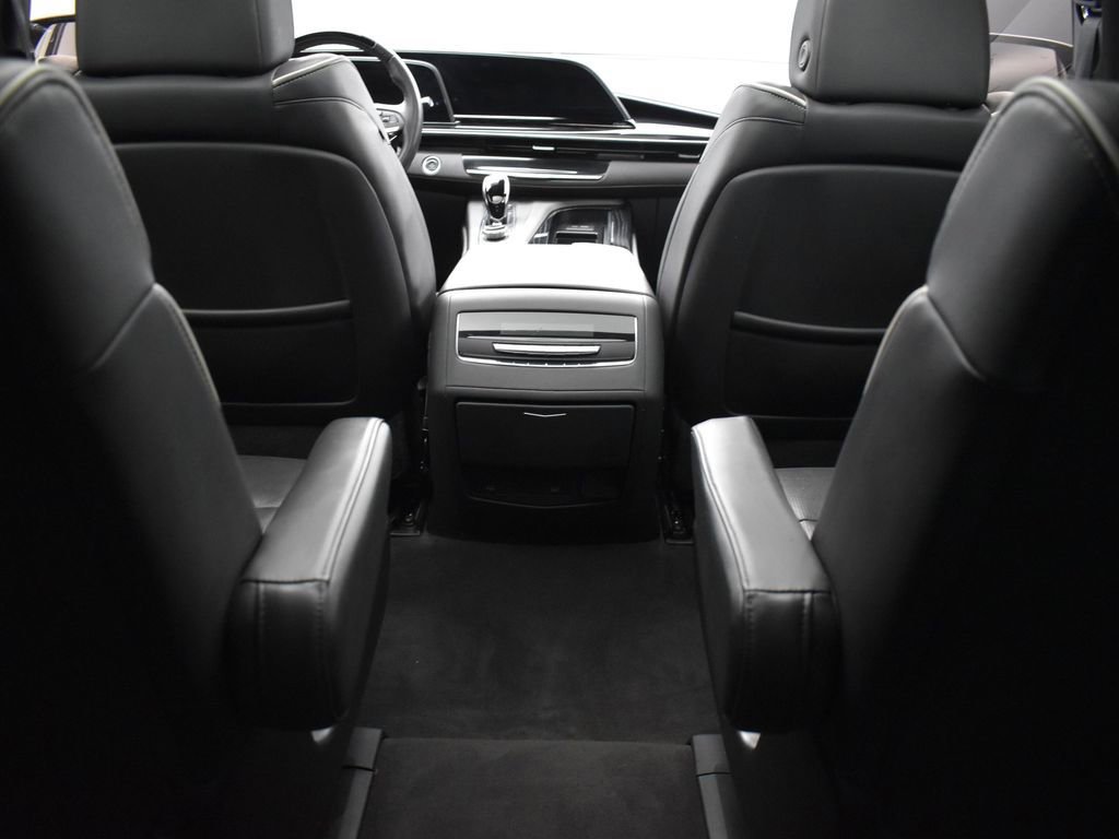 Certified 2024 Cadillac Escalade Sport w/ Touring Package image 33