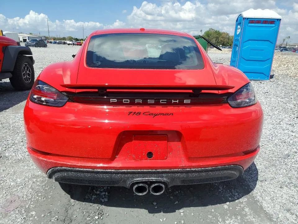 Used 2025 Porsche 718 Cayman RWD image 6