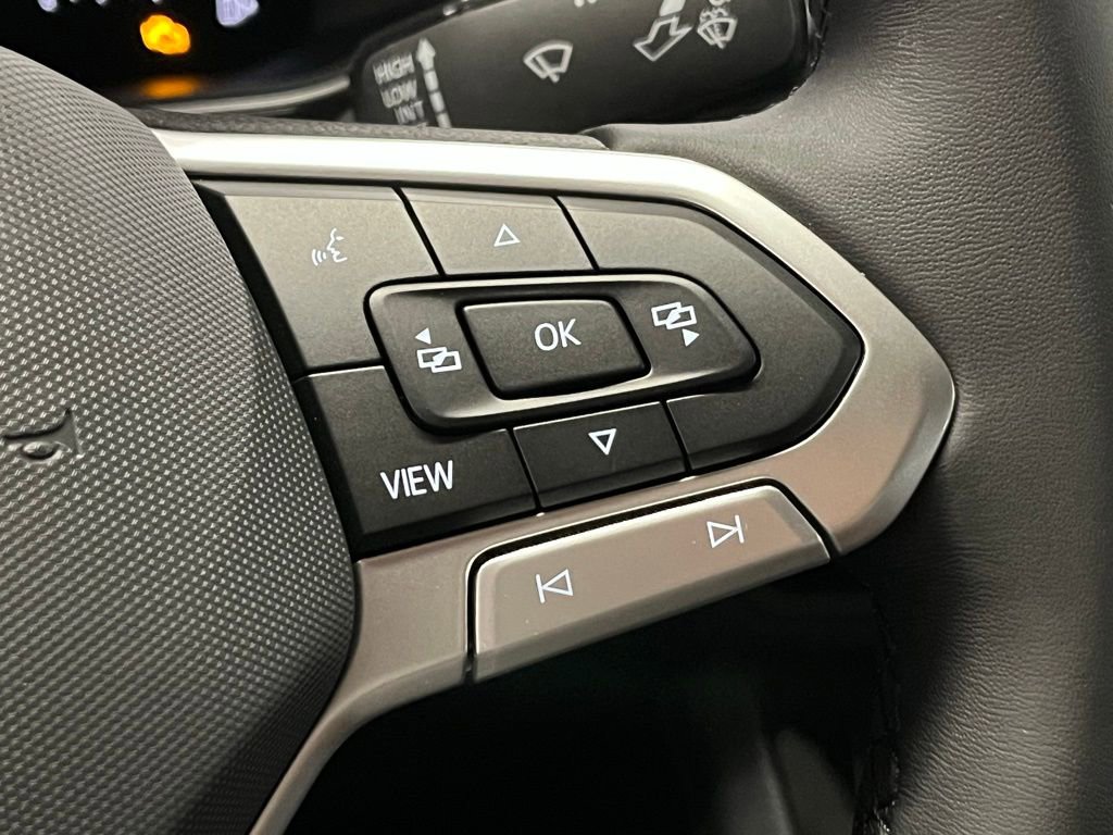 New 2025 Volkswagen Jetta SE image 25