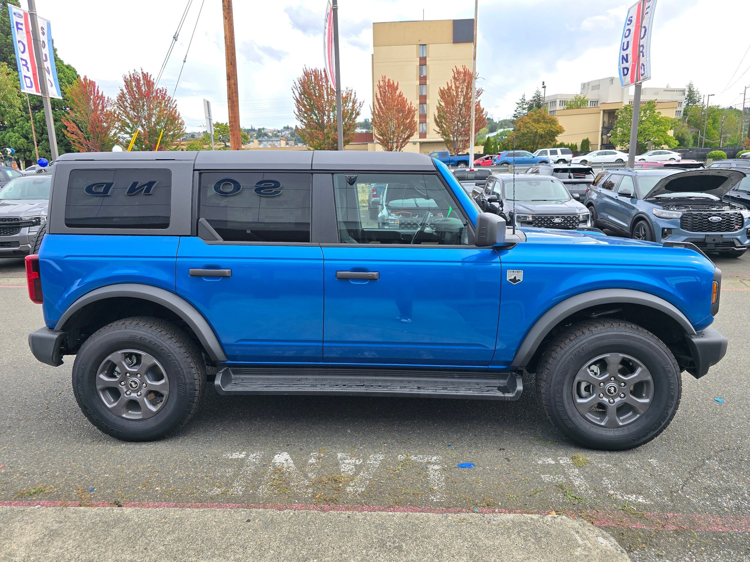 New 2026 Ford Bronco Big Bend AWD/4WD image 4