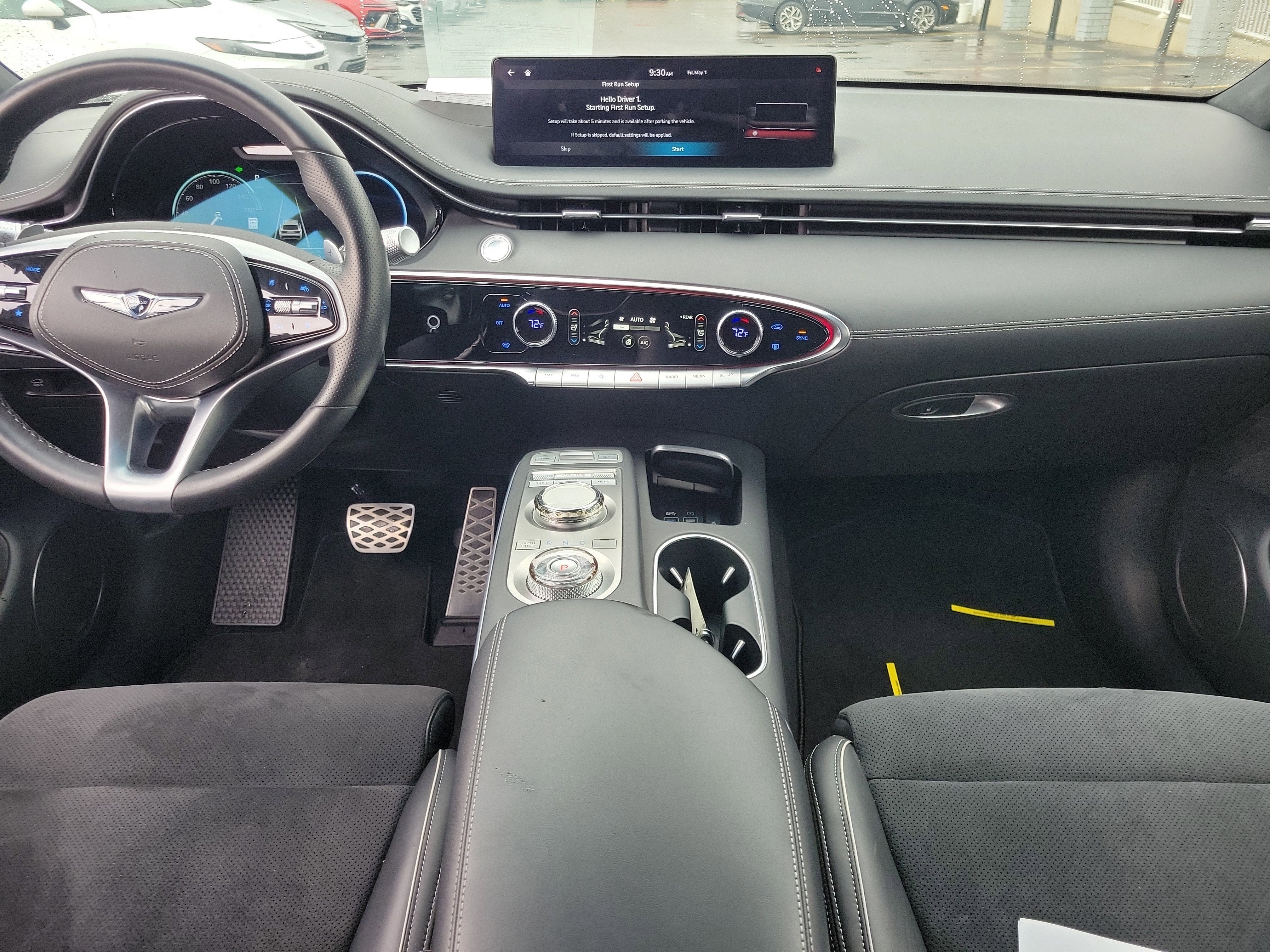Used 2022 Genesis GV70 3.5T Sport w/ Sport Prestige Package AWD/4WD image 9