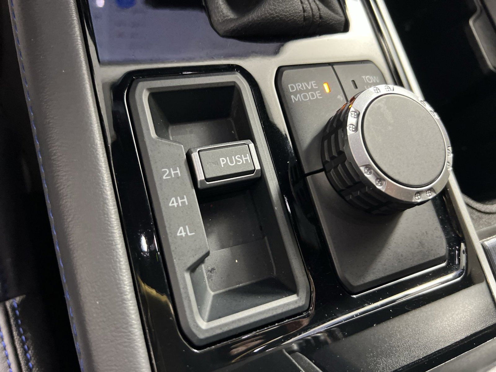 Used 2025 Toyota Tundra Platinum image 33