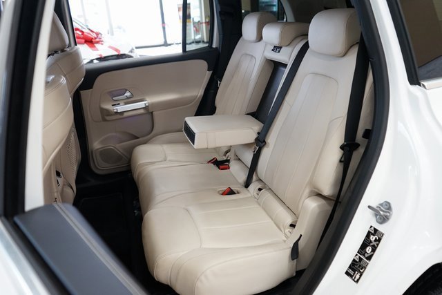 Used 2021 Mercedes-Benz GLB 250 GLB 250 image 47