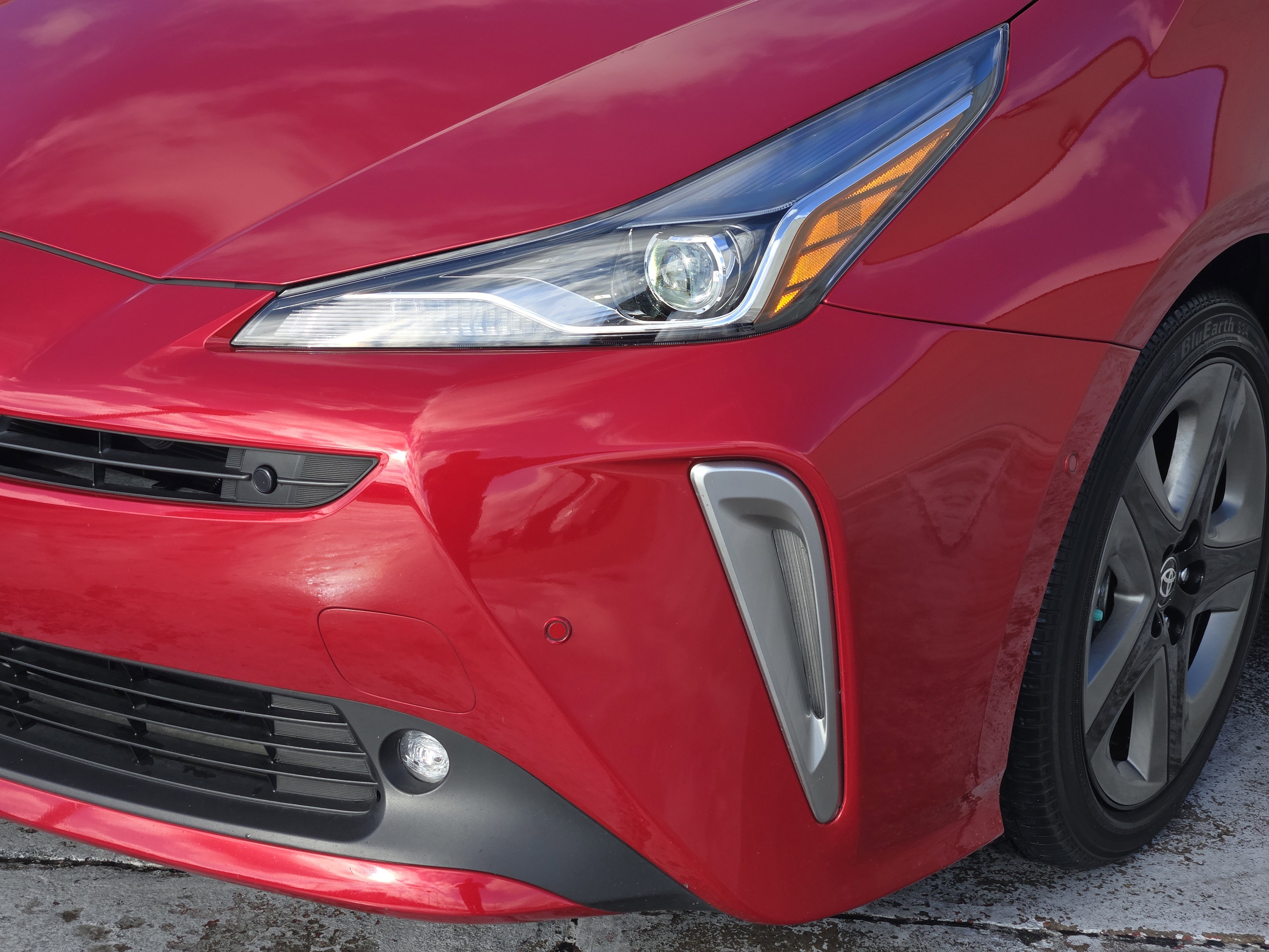 Used 2022 Toyota Prius Limited image 11