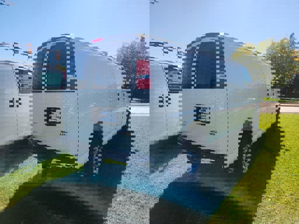 New 2025 GMC Savana 2500 Extended w/ Enhanced Convenience Package image 3