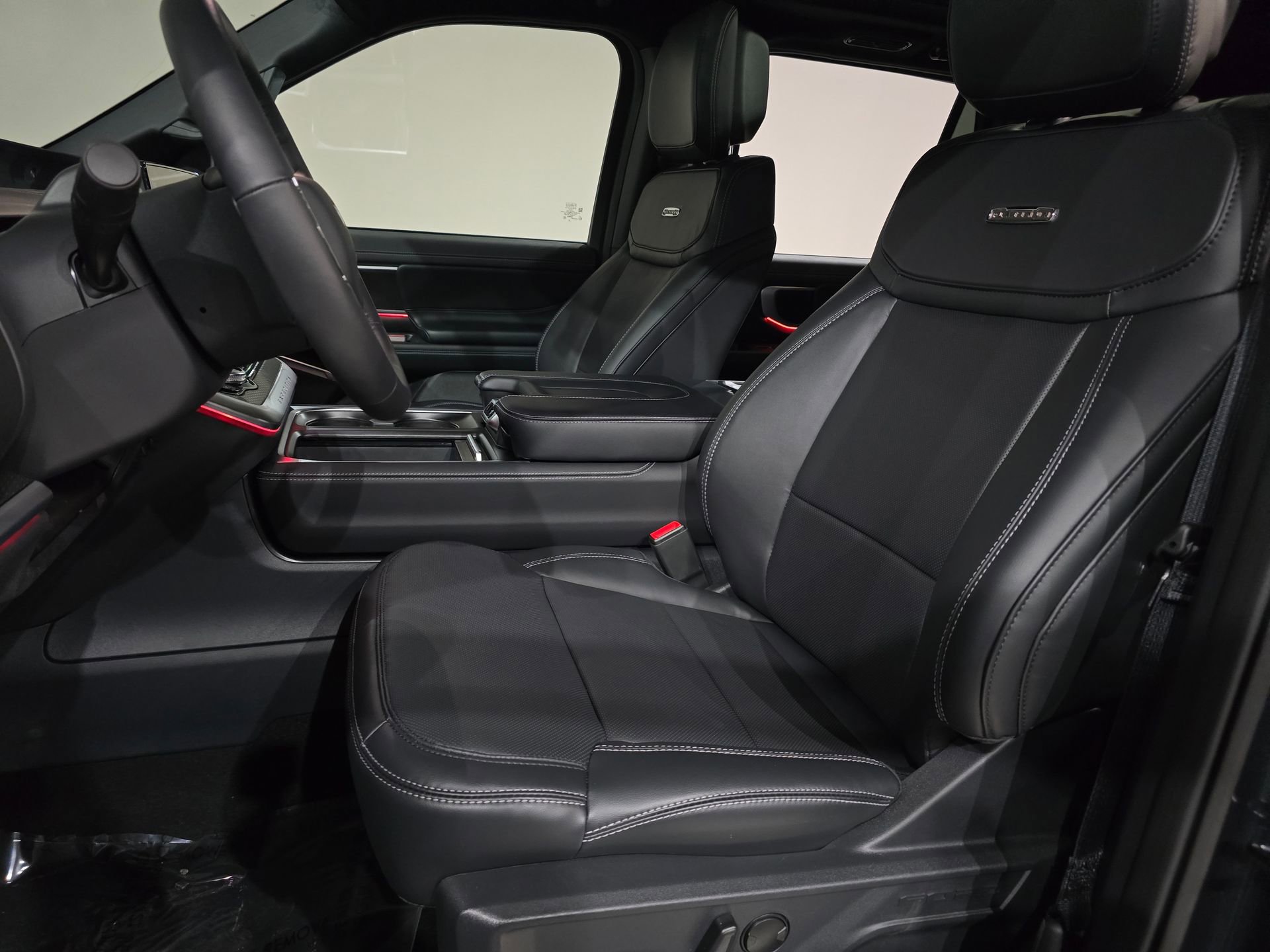 New 2026 Ford Expedition Platinum w/ Stealth Appearance Package image 23