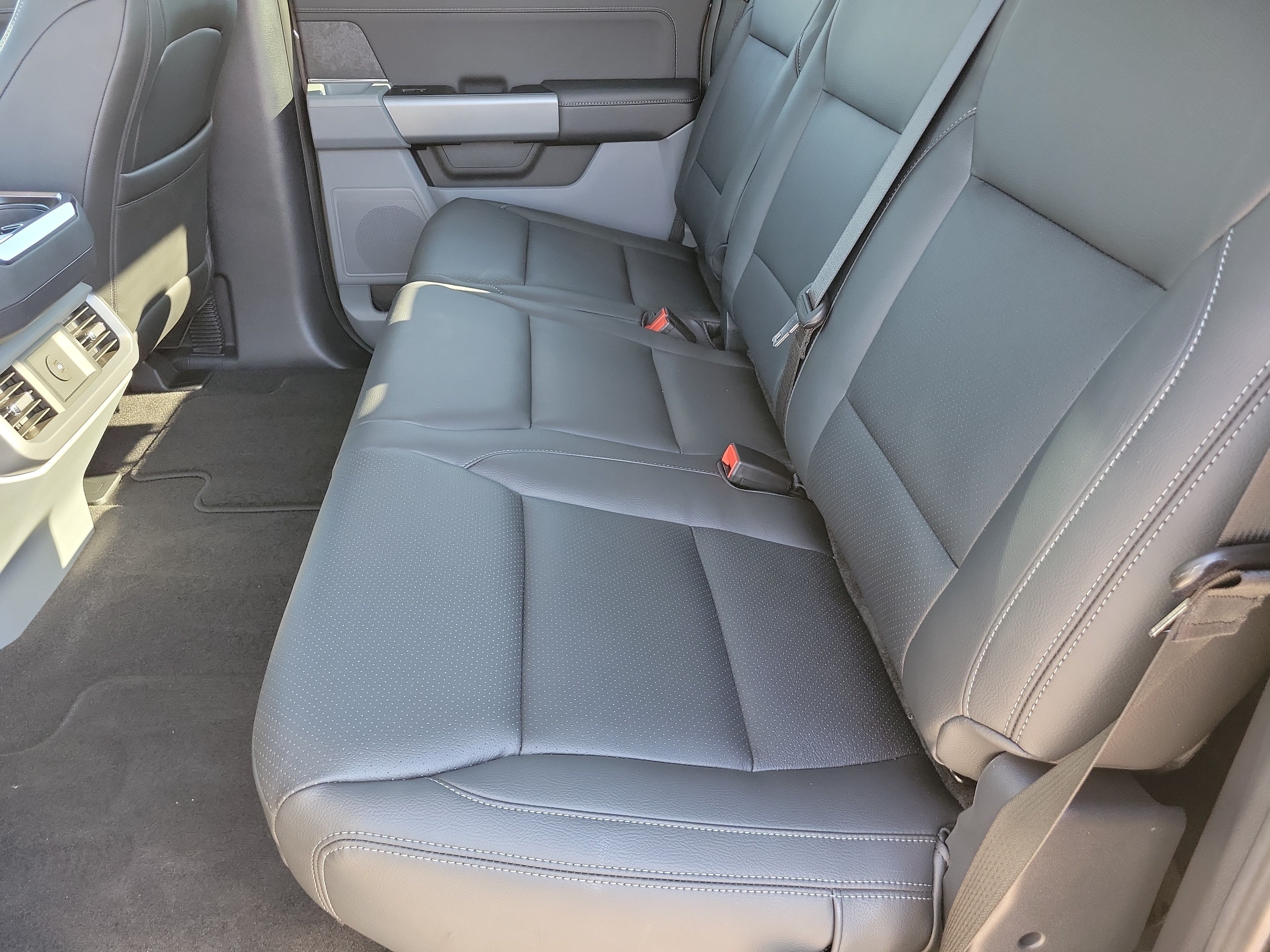 Used 2026 Ford F150 XLT w/ XLT Chrome Appearance Package RWD image 12