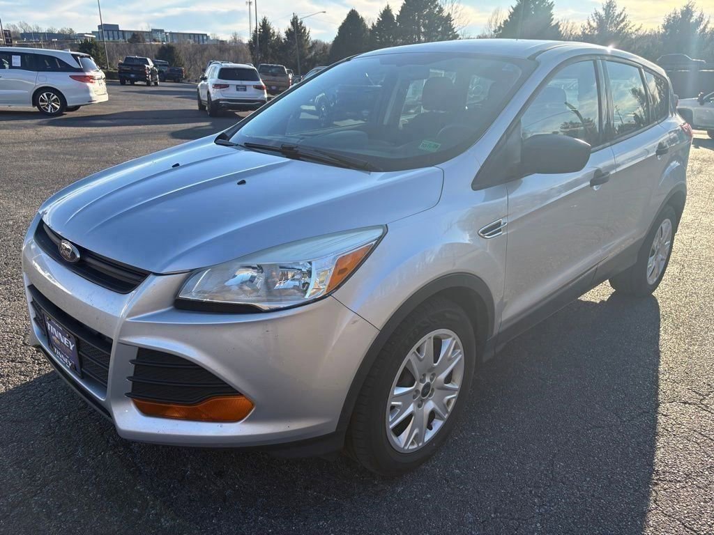 Used 2015 Ford Escape S image 3