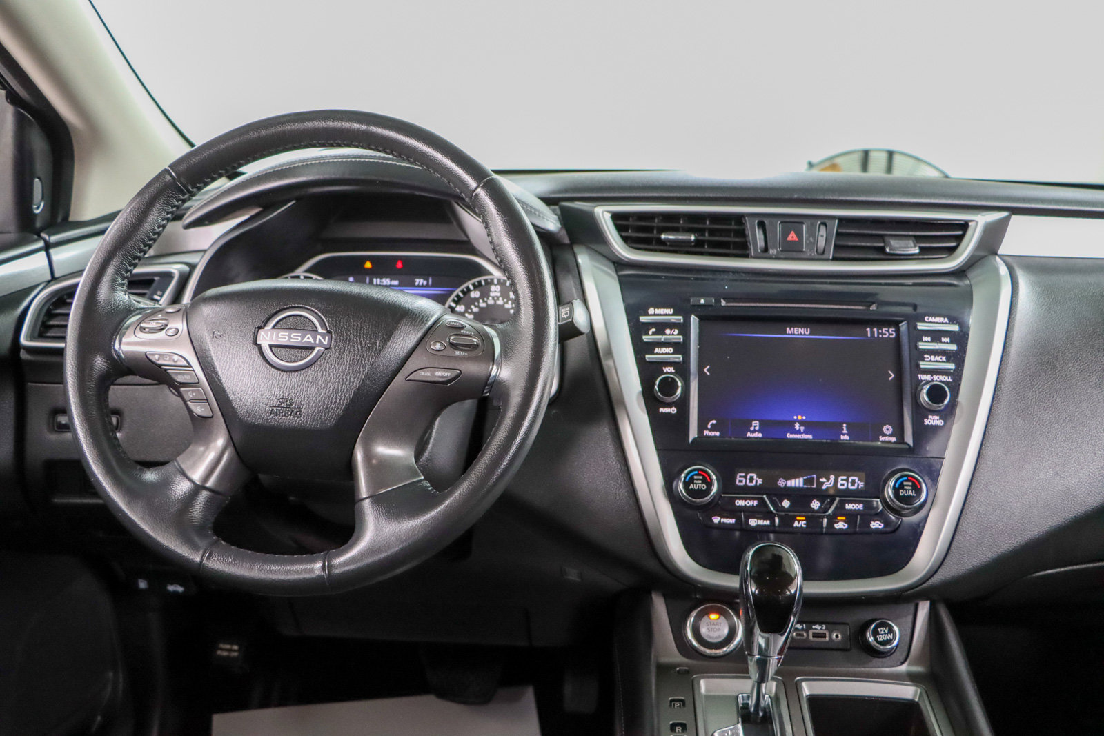Used 2023 Nissan Murano SV w/ SV Midnight Edition Package FWD image 17