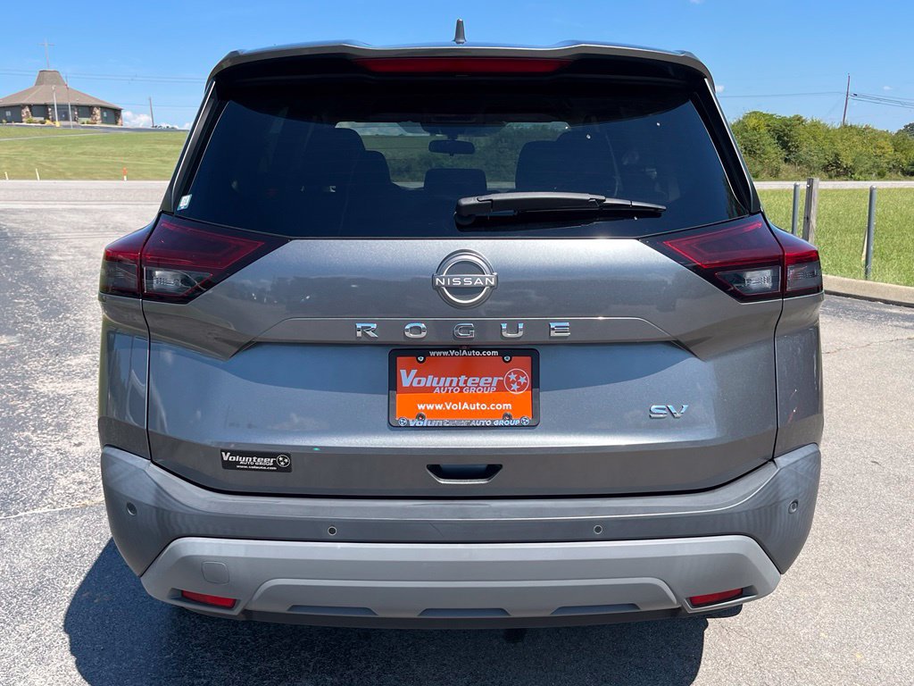 Used 2022 Nissan Rogue SV FWD image 7