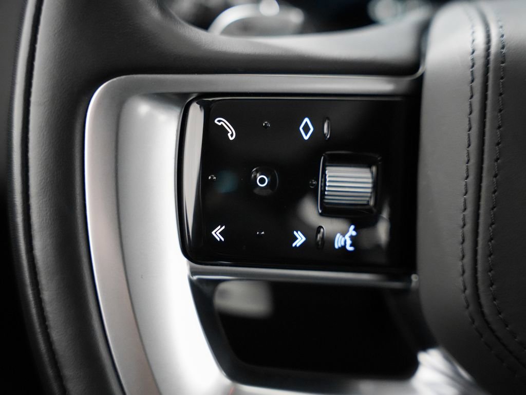 Used 2023 Land Rover Range Rover SE image 15