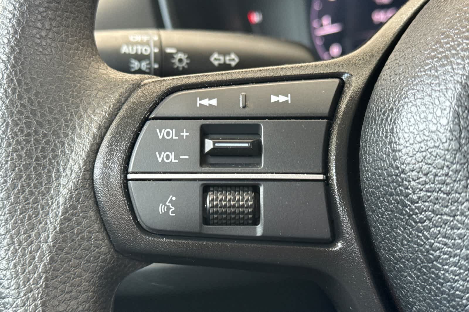 Used 2025 Honda Accord SE image 24