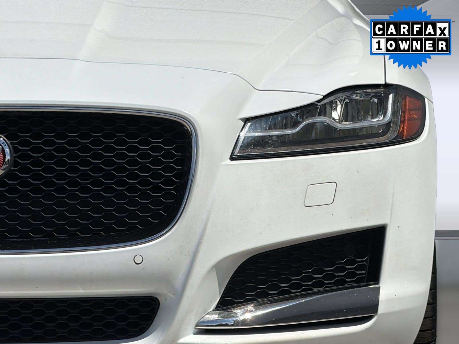 Used 2020 Jaguar XF Prestige AWD/4WD image 12