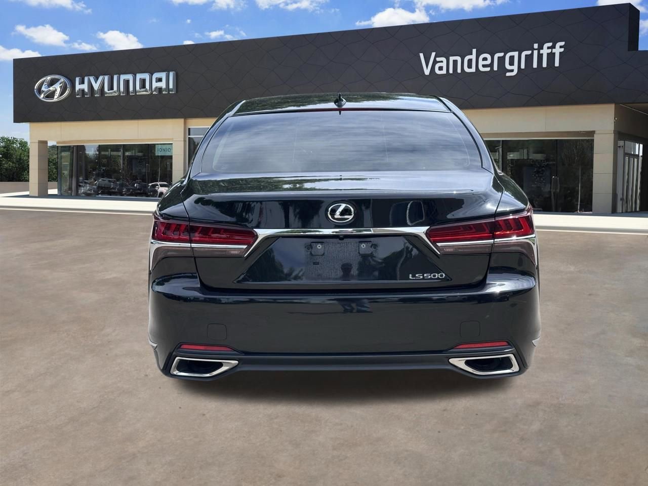 Used 2019 Lexus LS 500 w/ Interior Upgrade Package RWD image 14