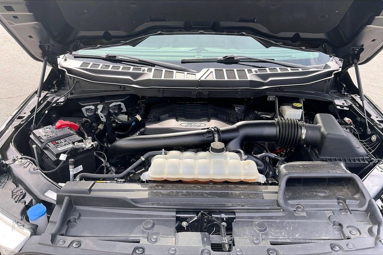 Used 2022 Ford F150 Lariat w/ Trailer Tow Package image 38