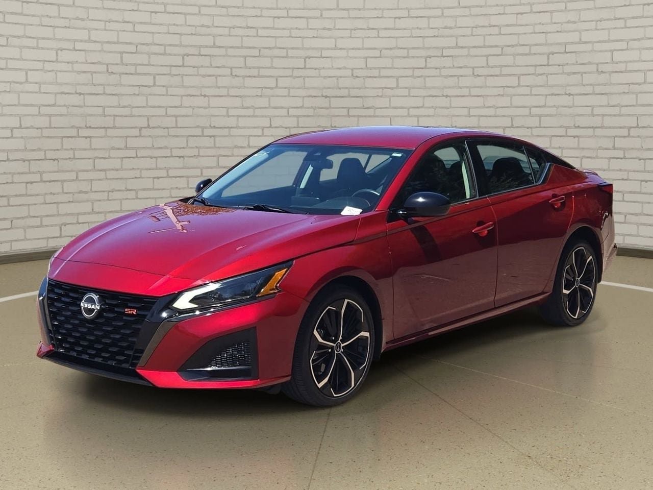 Used 2023 Nissan Altima 2.5 SR AWD/4WD image 1