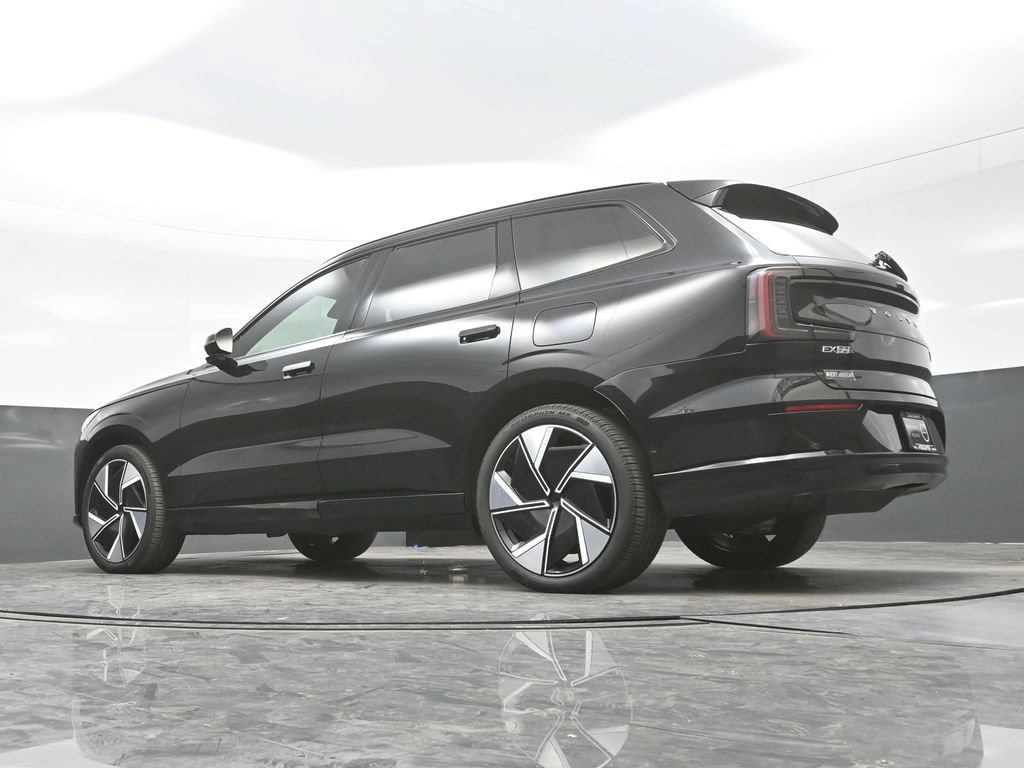 New 2025 Volvo EX90 Ultra AWD/4WD image 35