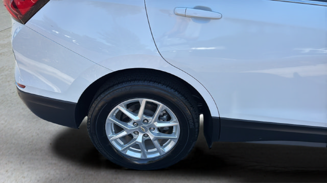 Used 2024 Chevrolet Equinox LT AWD/4WD image 35