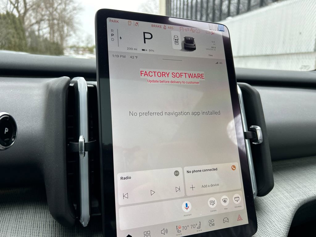 New 2026 Volvo EX30 Plus w/ Climate Package image 16