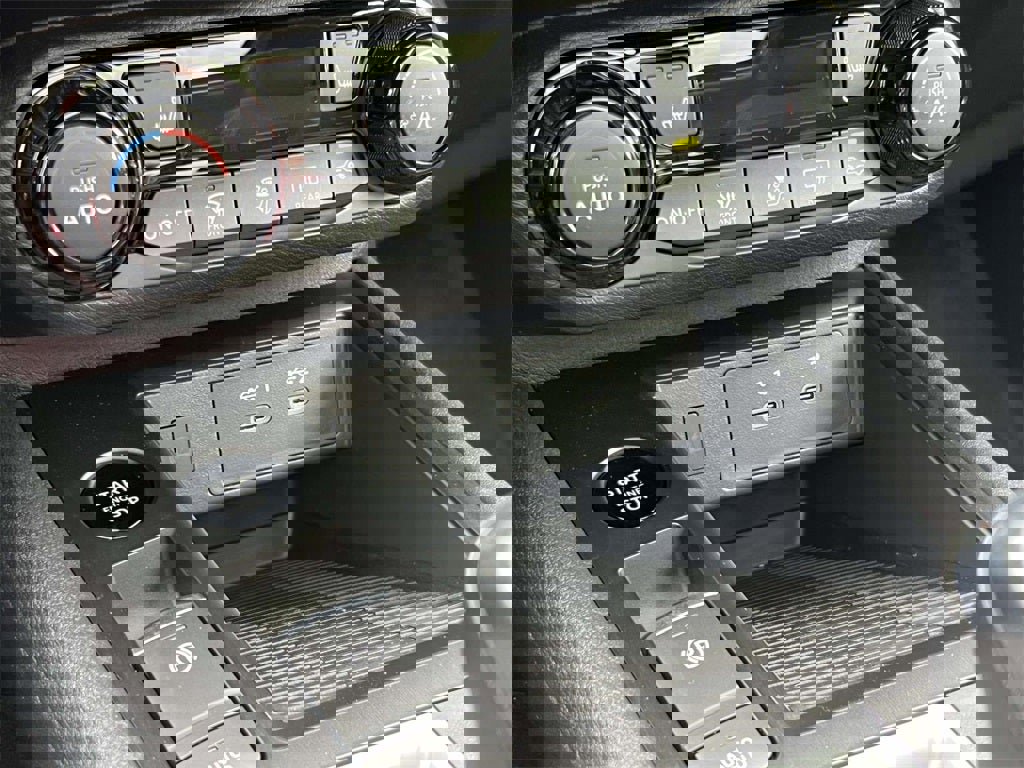 New 2026 Nissan Kicks SV w/ SV Premium Package image 14