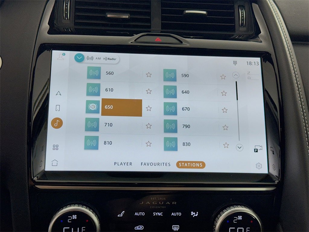 New 2024 Jaguar E-PACE R-Dynamic SE image 15