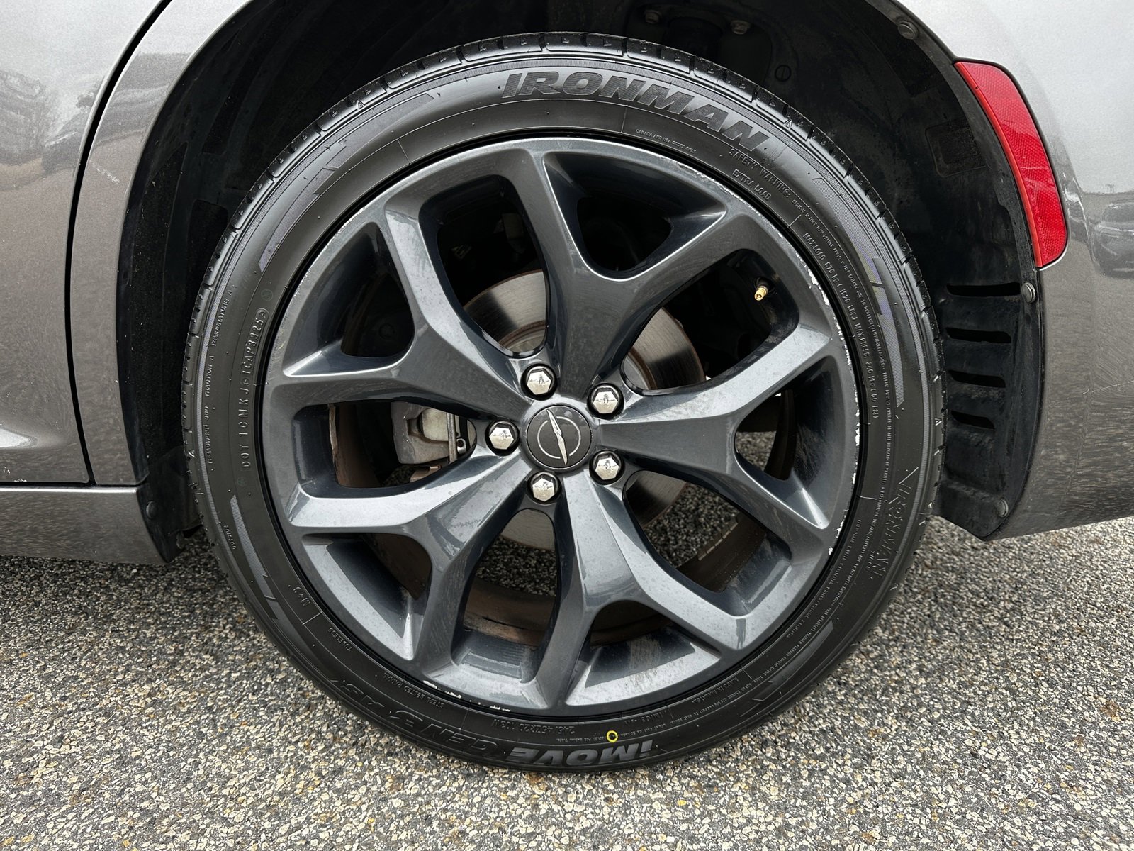 Used 2021 Chrysler 300 S image 19