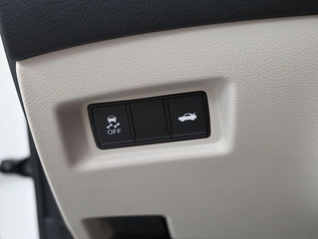 Used 2023 INFINITI Q50 Luxe w/ Cargo Package image 15