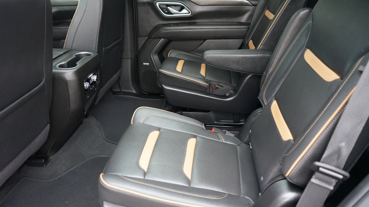 Used 2022 GMC Yukon AT4 image 25