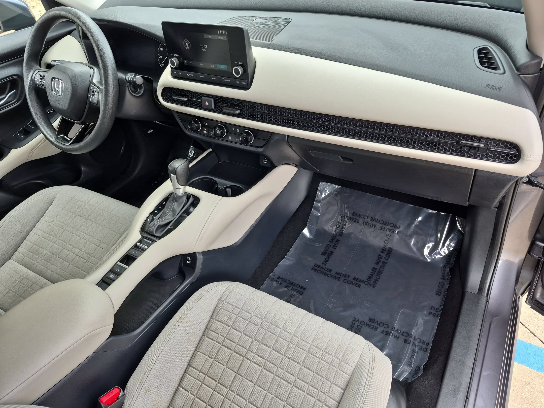 Certified 2024 Honda HR-V LX image 28