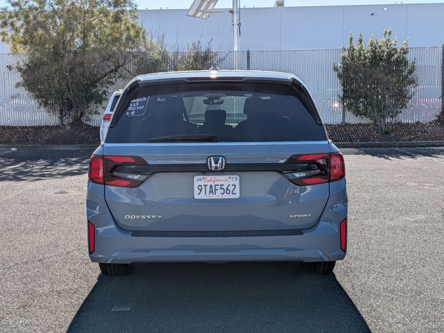 Used 2025 Honda Odyssey Sport-L image 6