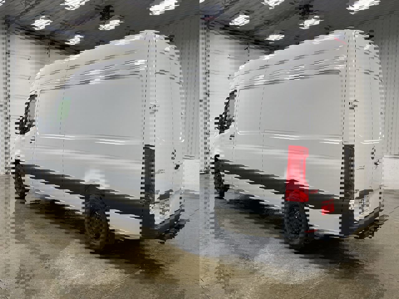 Used 2025 Mercedes-Benz Sprinter 2500 image 8