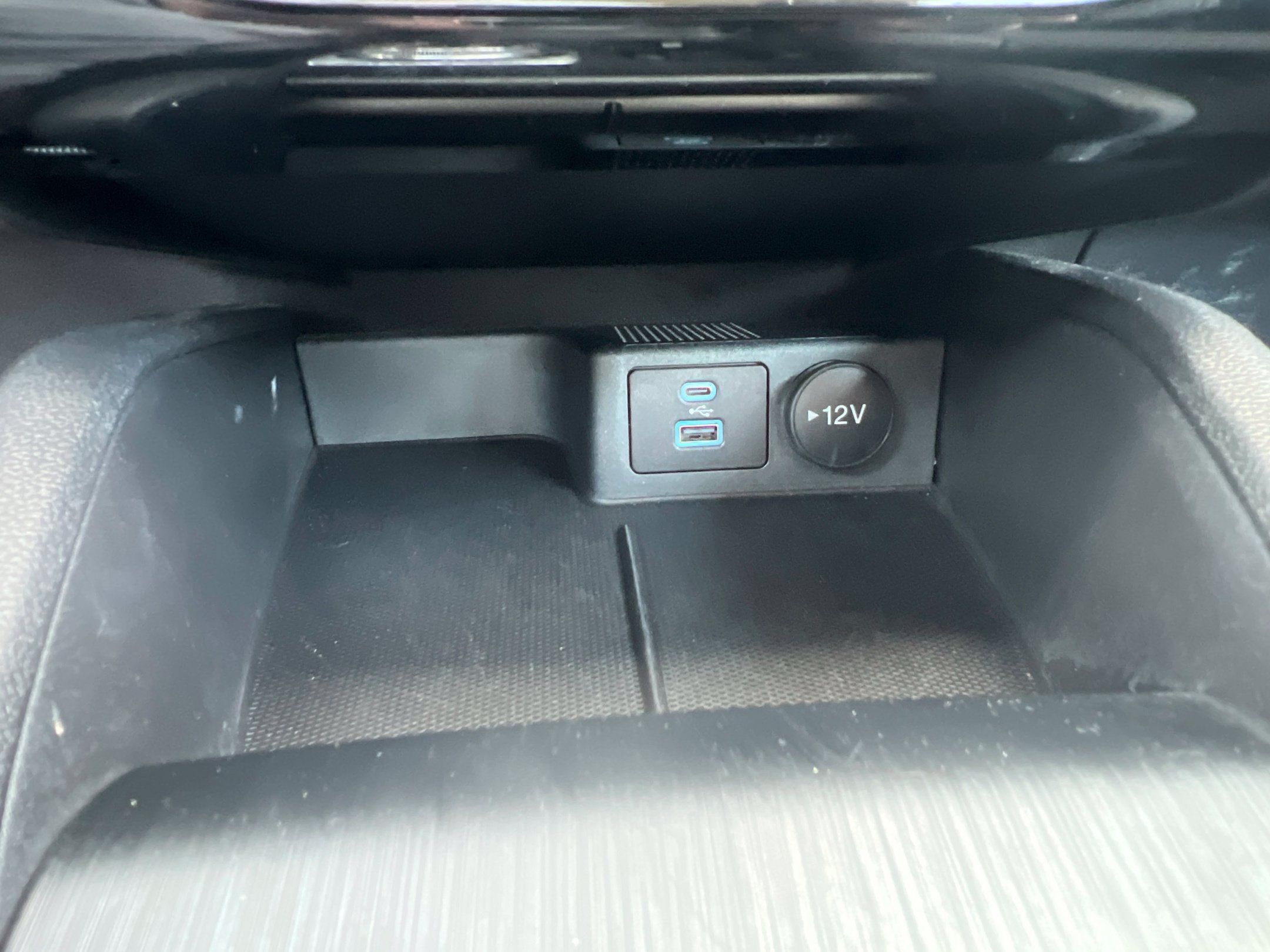 Used 2023 Ford Escape SE FWD image 33