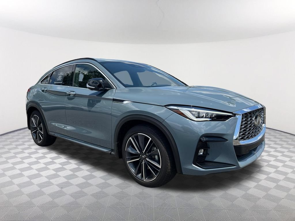 Certified 2025 INFINITI QX55 Essential AWD/4WD image 3