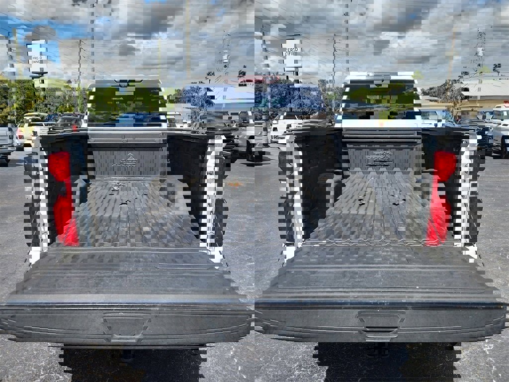 Used 2020 Chevrolet Silverado 2500 High Country w/ Z71 Off-Road Package image 8