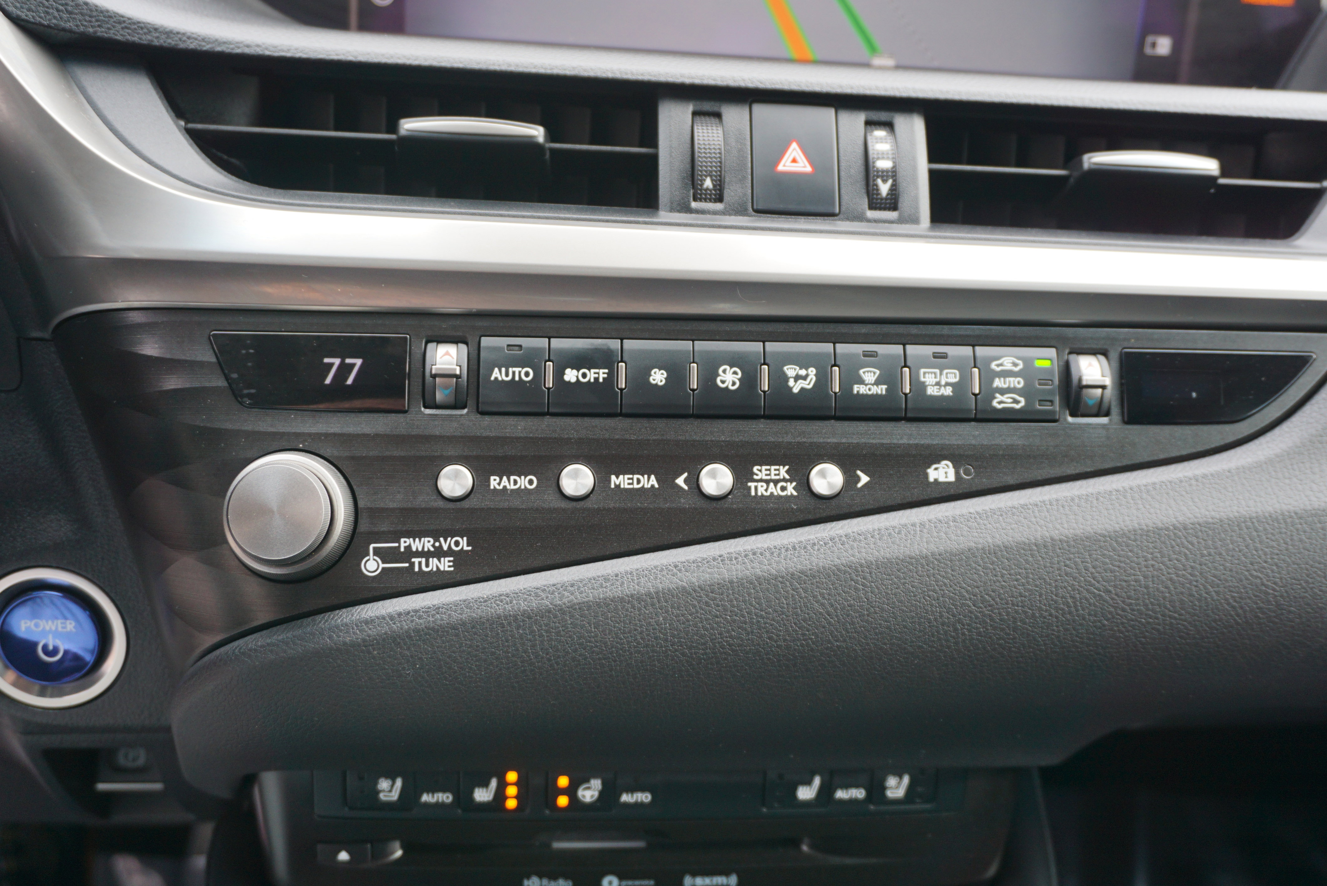 Used 2021 Lexus ES 300h w/ Premium Package image 14