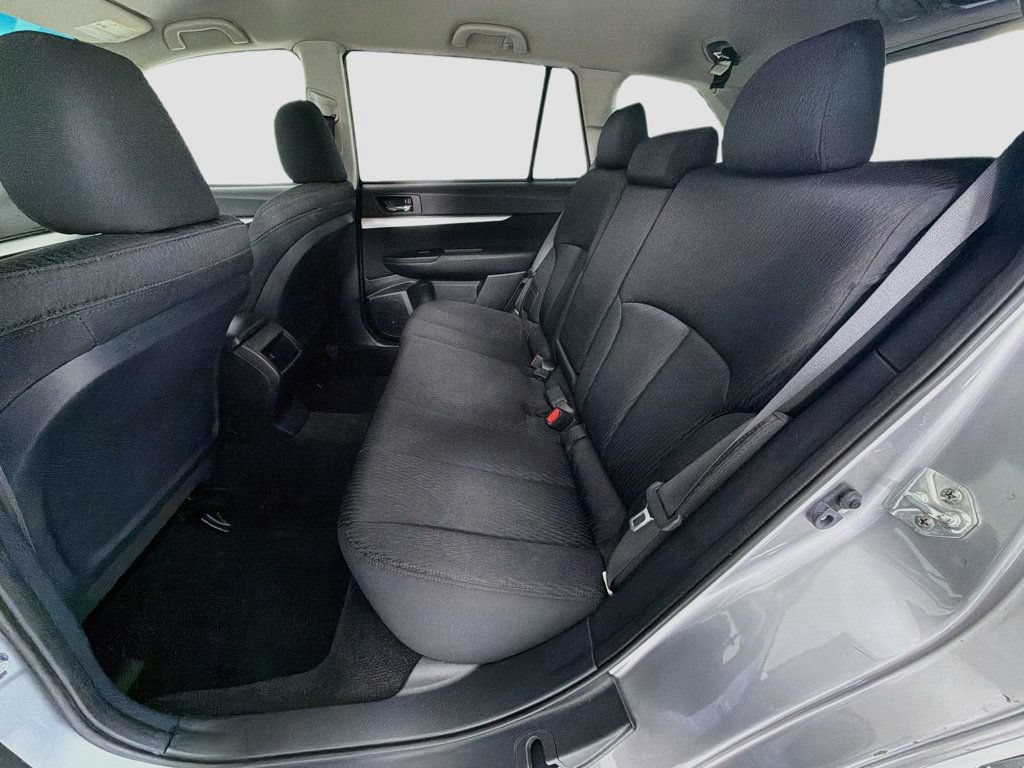 Used 2011 Subaru Outback 2.5i Premium w/ All-Weather Pkg AWD/4WD image 22