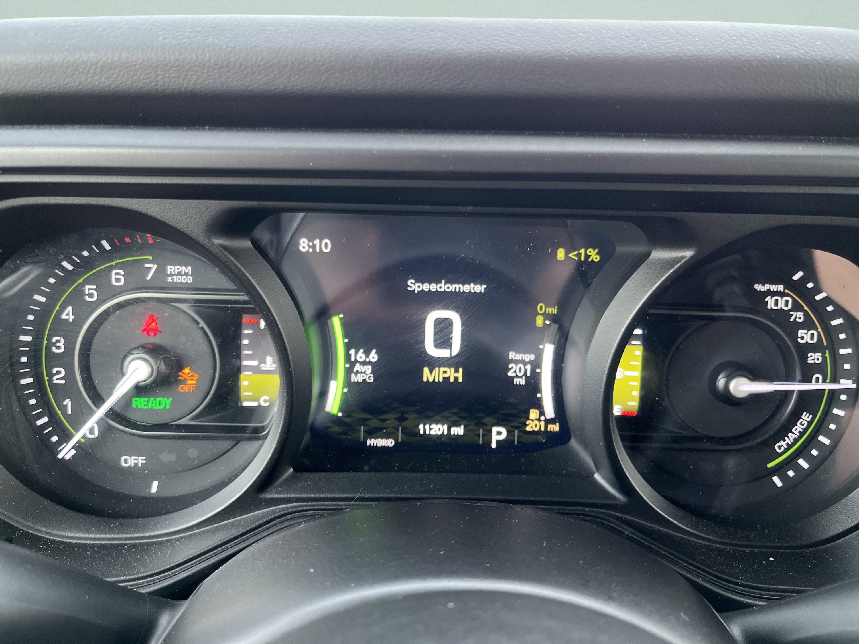 Used 2025 Jeep Wrangler Unlimited Sahara AWD/4WD image 23