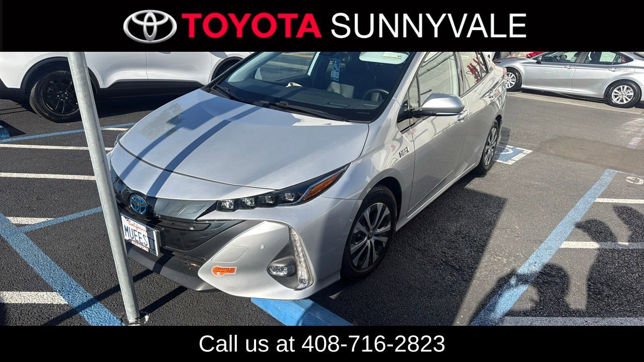 Used 2020 Toyota Prius Prime Limited FWD image 1