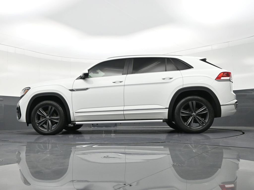 Used 2020 Volkswagen Atlas Cross Sport SE w/ Panoramic Sunroof Package image 29