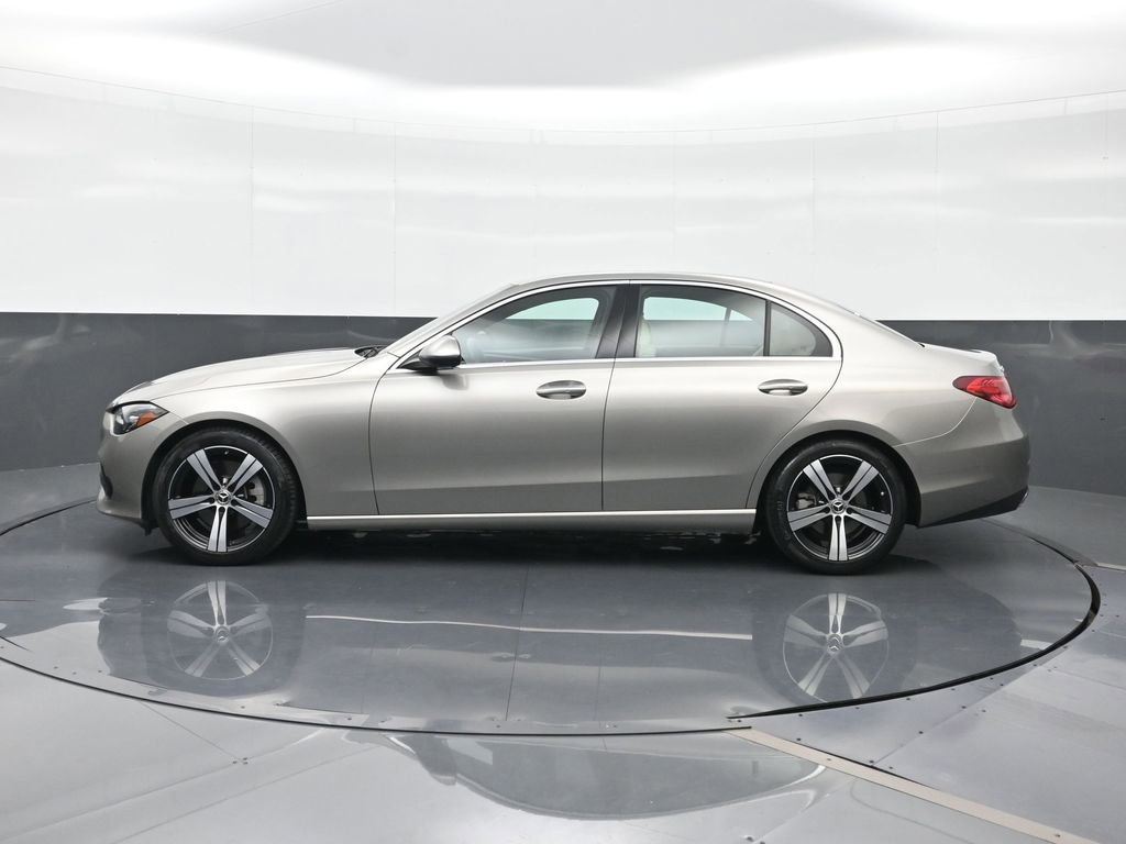 Used 2022 Mercedes-Benz C 300 Sedan image 5