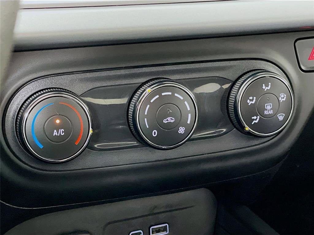 Certified 2025 Chevrolet Trax LS image 18