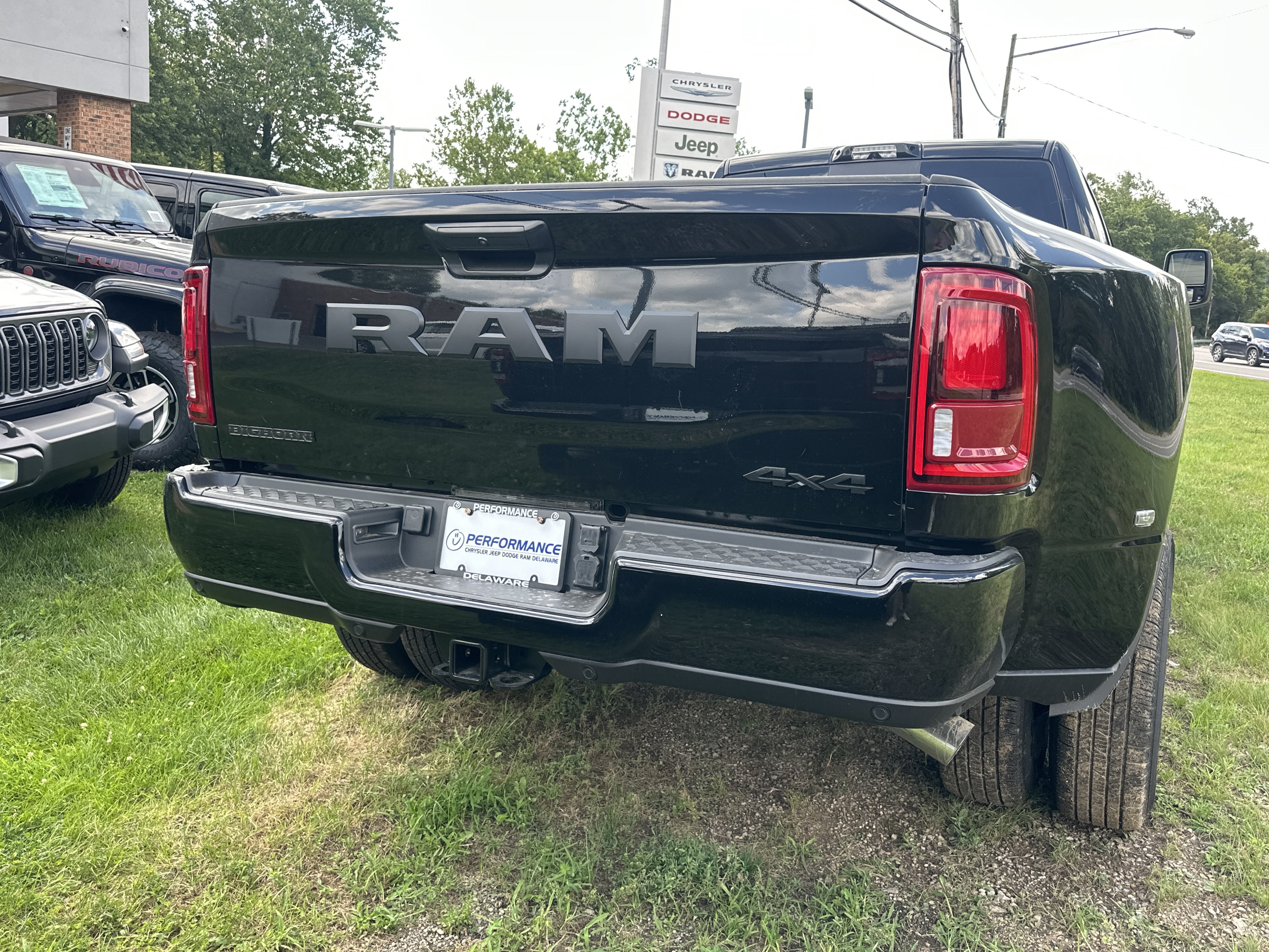 New 2026 RAM 3500 Big Horn AWD/4WD image 15