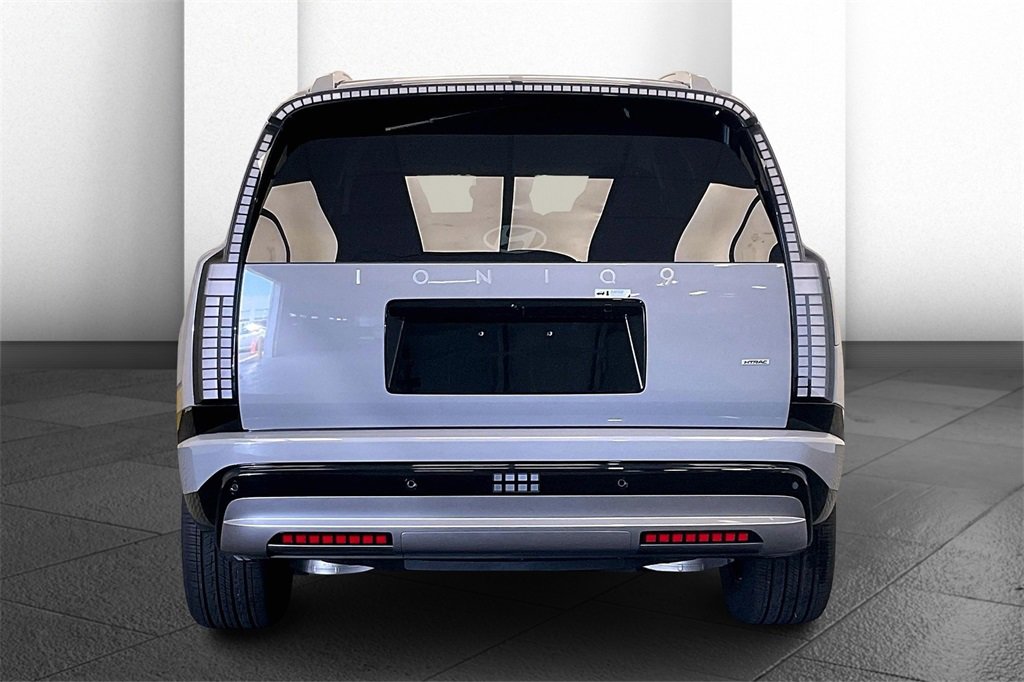 New 2026 Hyundai Ioniq 9 SEL image 4