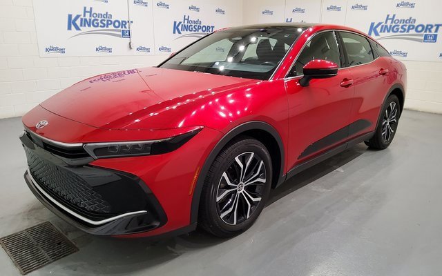 Used 2023 Toyota Crown Limited image 48