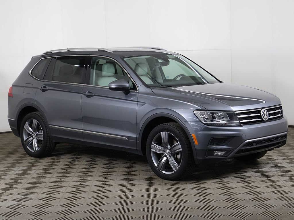 Used 2020 Volkswagen Tiguan SEL AWD/4WD image 2