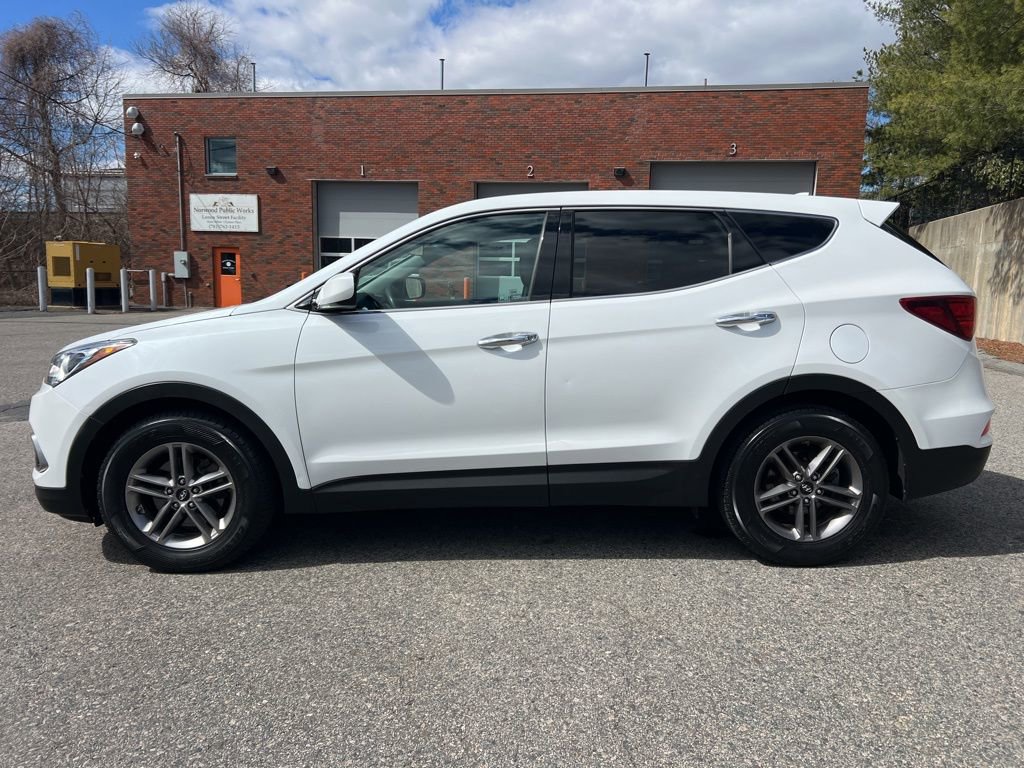 Used 2017 Hyundai Santa Fe Sport image 2