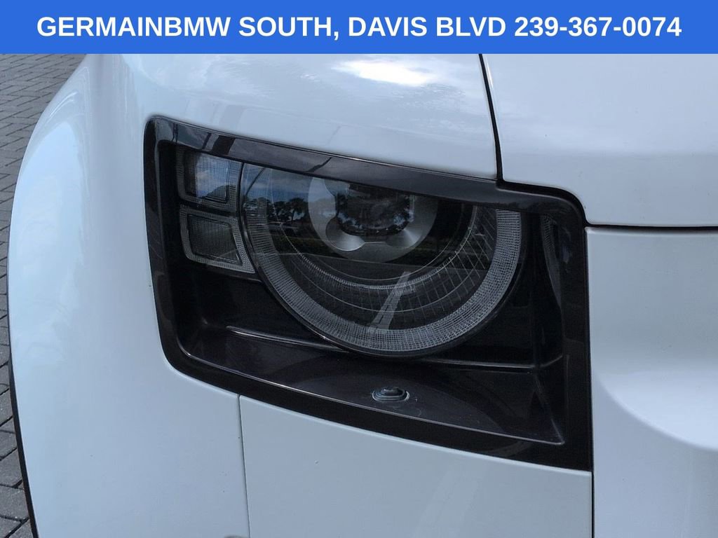 Used 2023 Land Rover Defender 110 SE AWD/4WD image 11